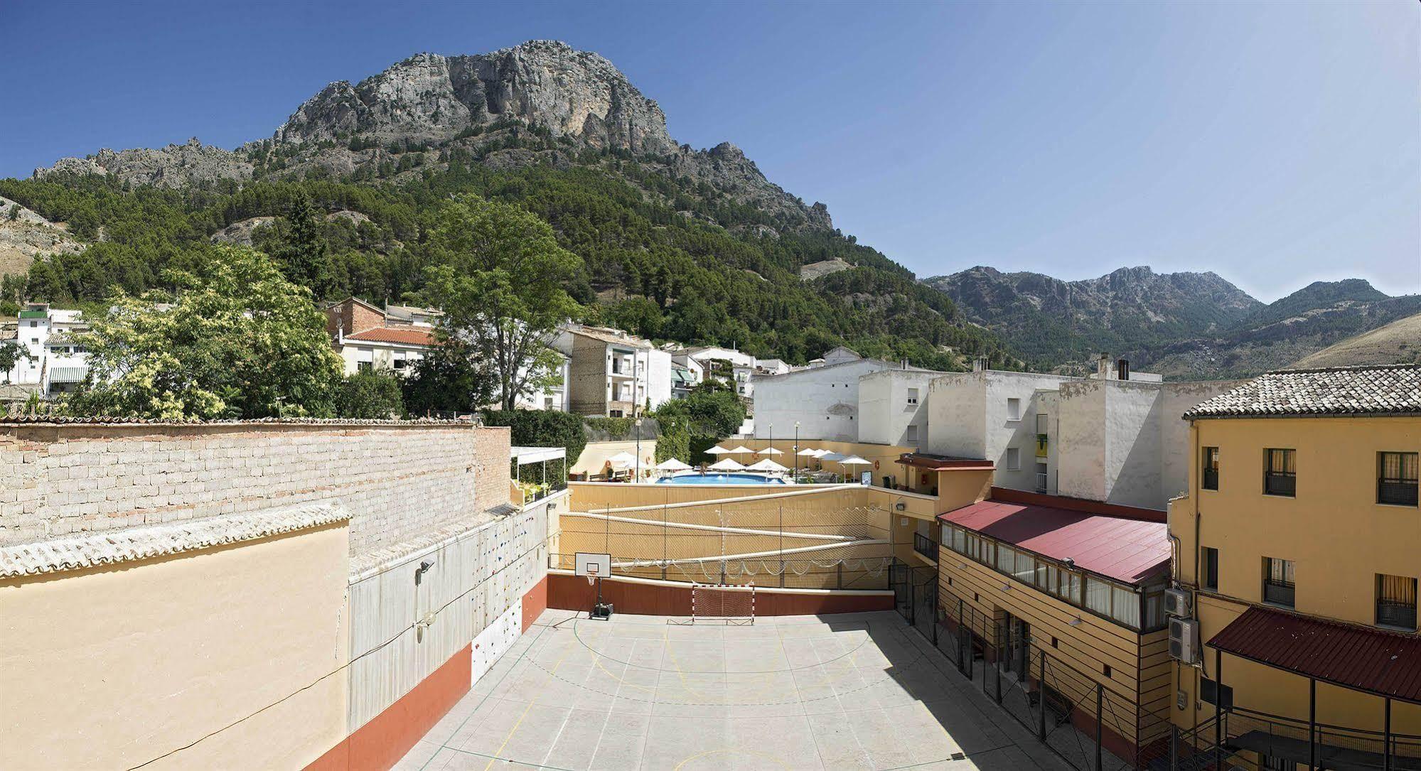 Albergue Inturjoven Cazorla Hostel Exterior photo